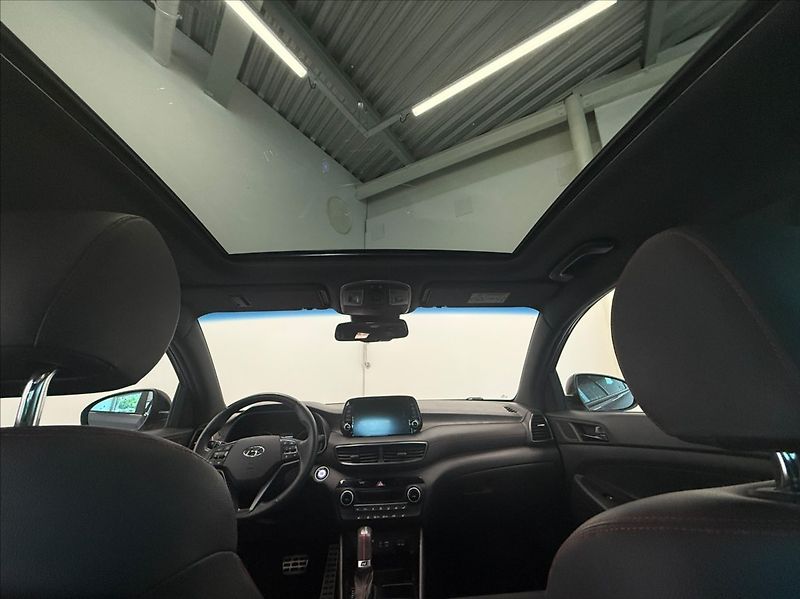 Hyundai Tucson 2,0 CRDI NLINE STYLE PREMIUM - fotka 8 z 23