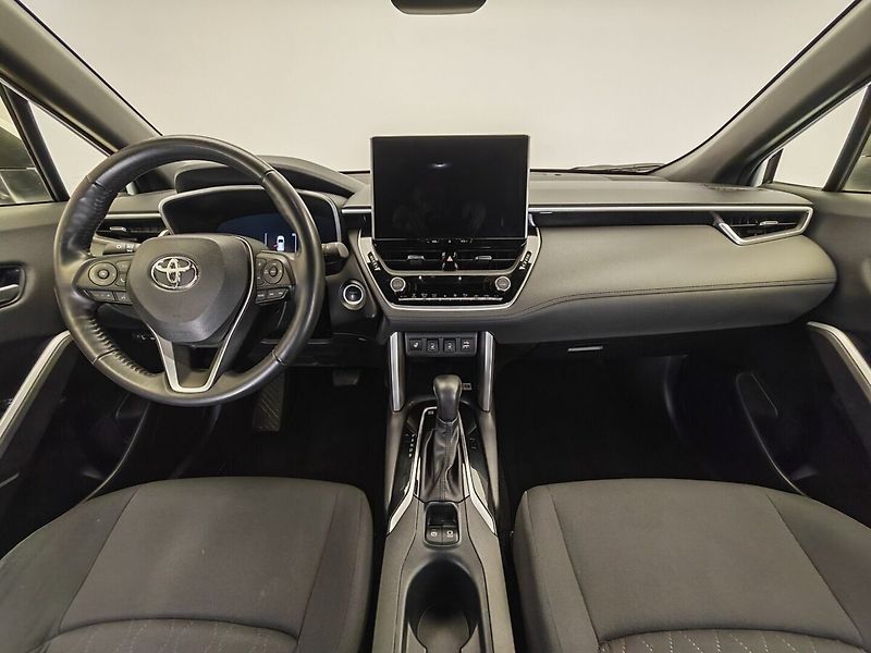 Toyota Corolla Cross 1.8 Hybrid Style - fotka 10 z 39