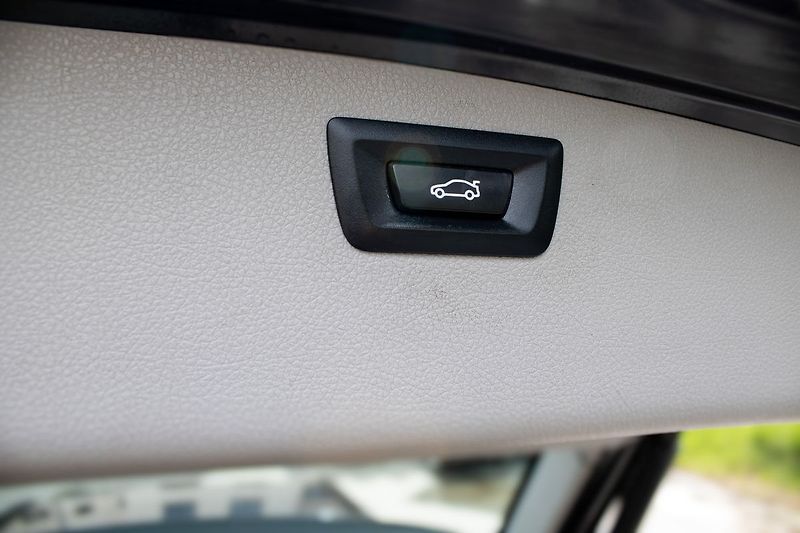 BMW Řada 3 Nebourané, pravidelně servis - fotka 35 z 36
