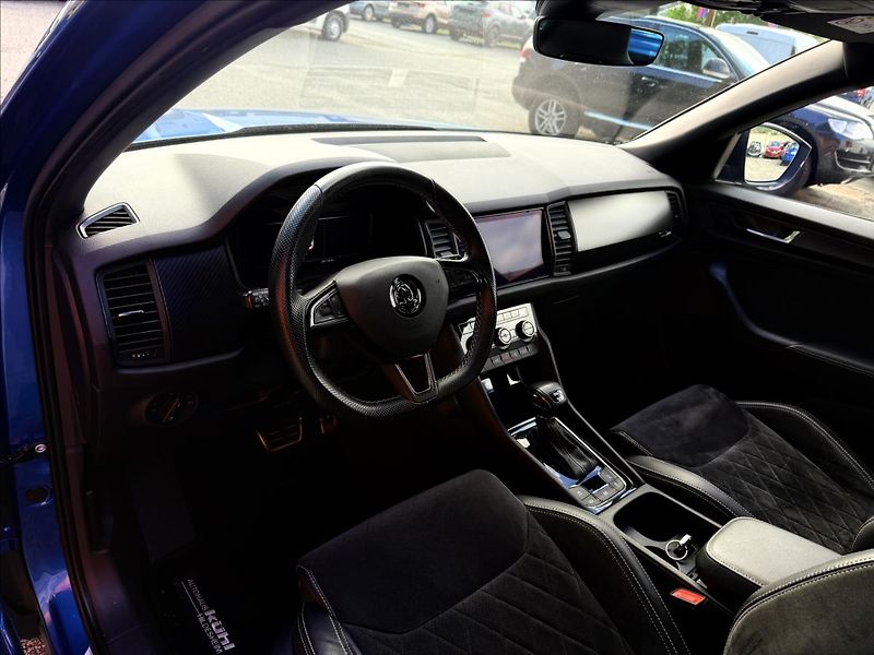 Škoda Kodiaq 2,0 TDi SPORT Line - fotka 10 z 34