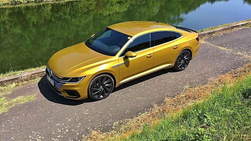 Neoficiální render Volkswagenu Arteon v karosářské verzi kombi.