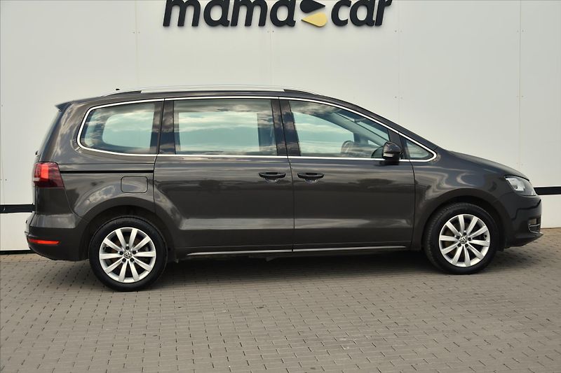 Volkswagen Sharan 2.0TDI 110kW HIGHLINE 1MAJ. ČR - fotka 8 z 25