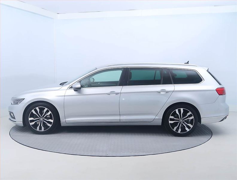 Volkswagen Passat (2020) Business 2.0 TDI - fotka 3 z 16