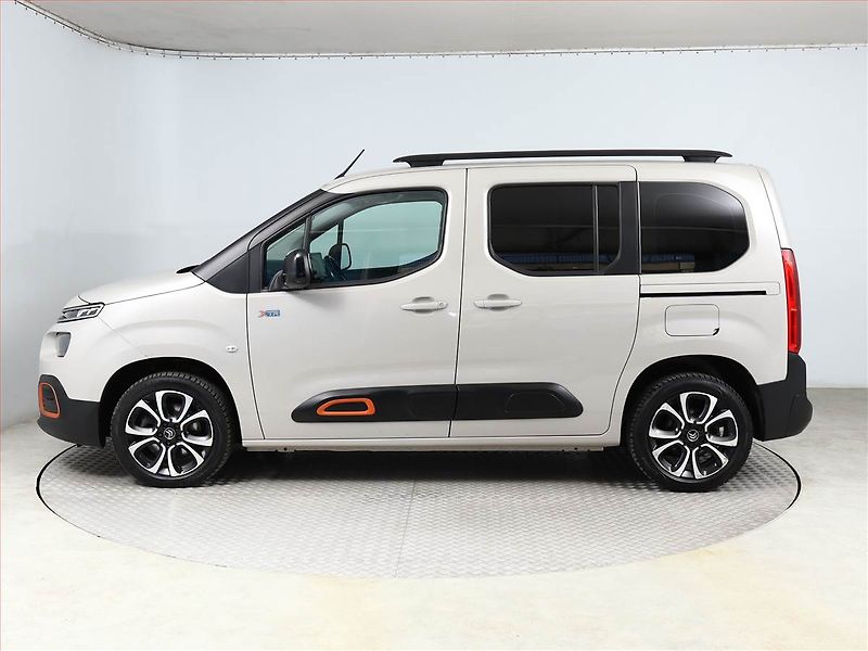 Citroën Berlingo (2020) Feel 1.5 BlueHDi, 5Míst, ČR - fotka 3 z 13