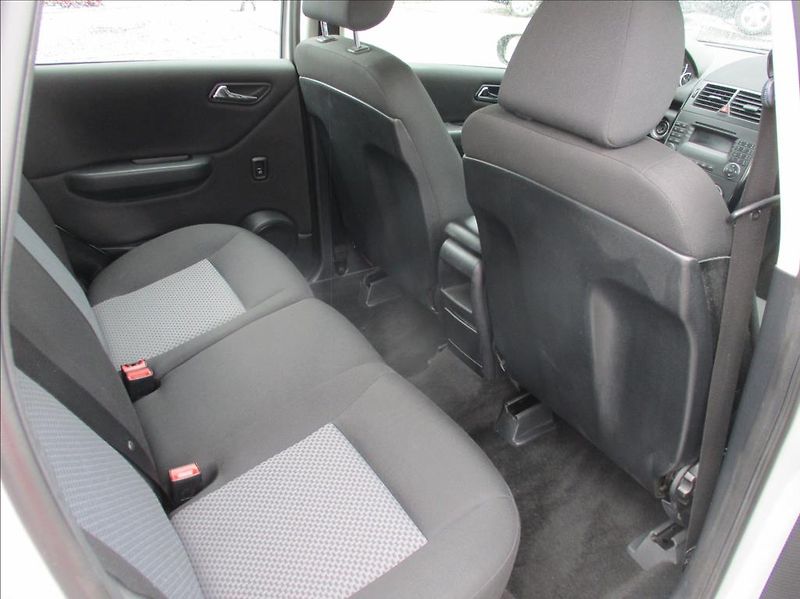 Mercedes-Benz Třídy A 2,0 160 CDI, klima, servis, - fotka 11 z 45