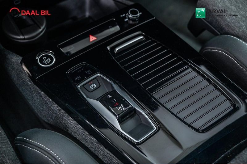 Audi Q6 e-tron Quattro S-line 100kWh Pano - fotka 20 z 24