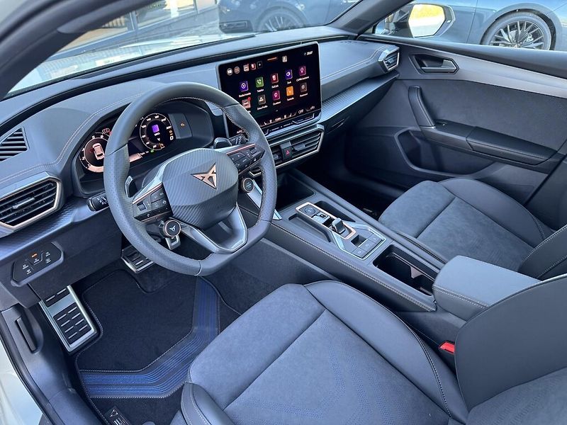 Cupra Leon (2026) 2.0TSI 150kW DSG 4WD - fotka 4 z 13