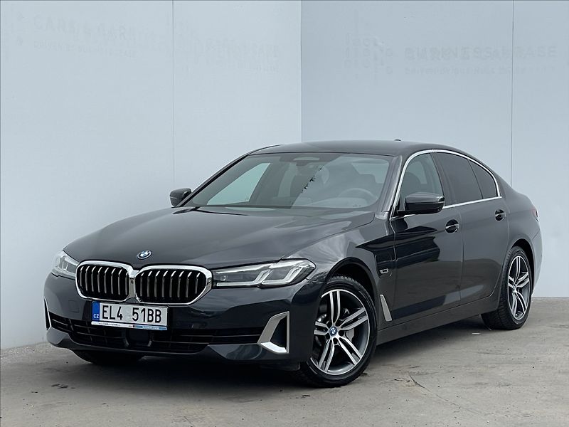 BMW Řada 5 2,0 530e xDrive A8 Luxury Line - fotografie inzerátu
