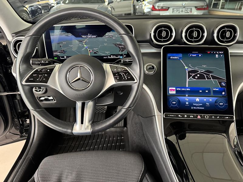 Mercedes-Benz Třídy C 300eT*230kW*Avantg*REZERVACE! - fotka 12 z 39