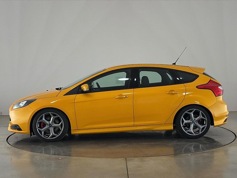 Ford Focus ST - fotka 3 z 25