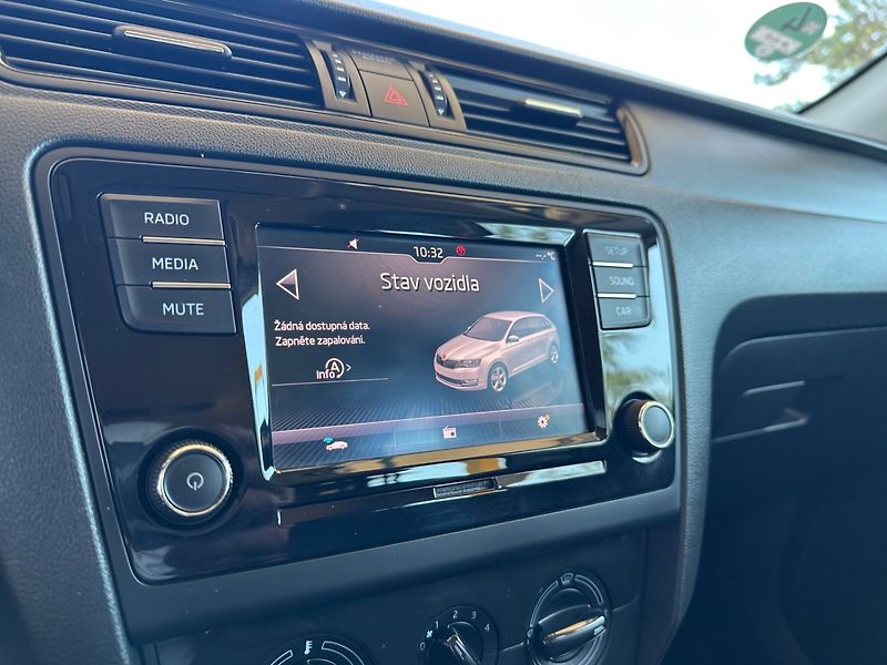 Škoda Rapid (2018) 1.0TSi GARANCE KM - fotka 9 z 11
