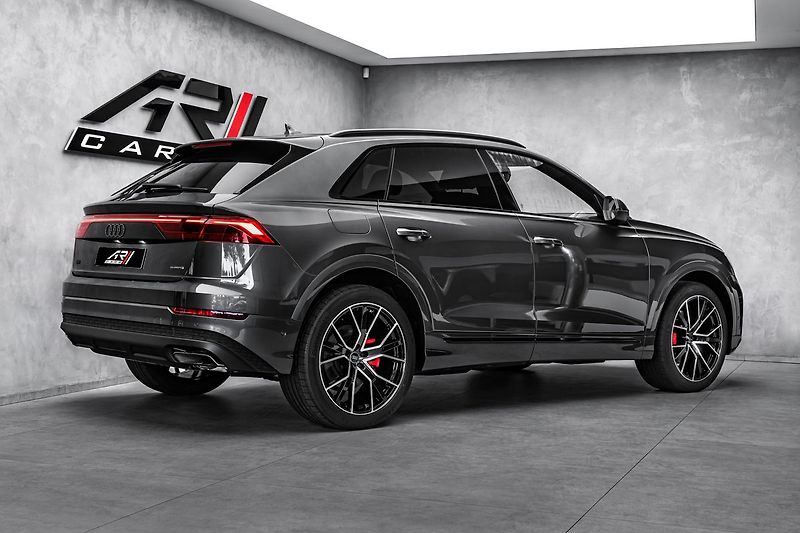 Audi Q8 50TDI 2x Sline Laser Vzduch B& - fotka 5 z 23