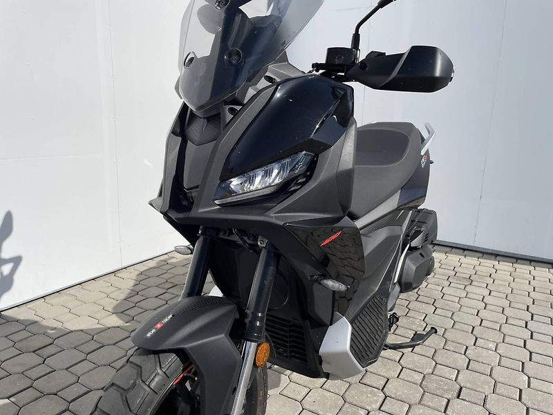 Aprilia (2026) SR GT 400 EU5+ - fotka 7 z 11