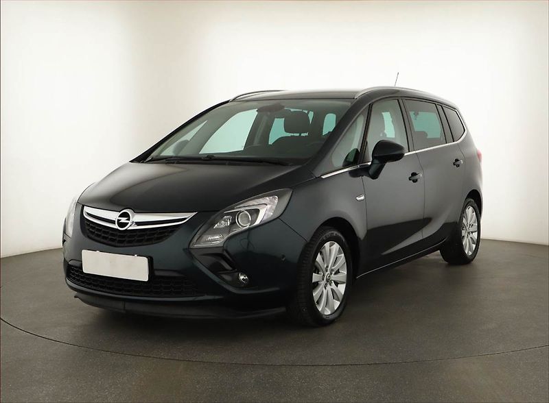 Opel Zafira (2016) 2.0 CDTI, Automat, Xenony - fotka 2 z 15