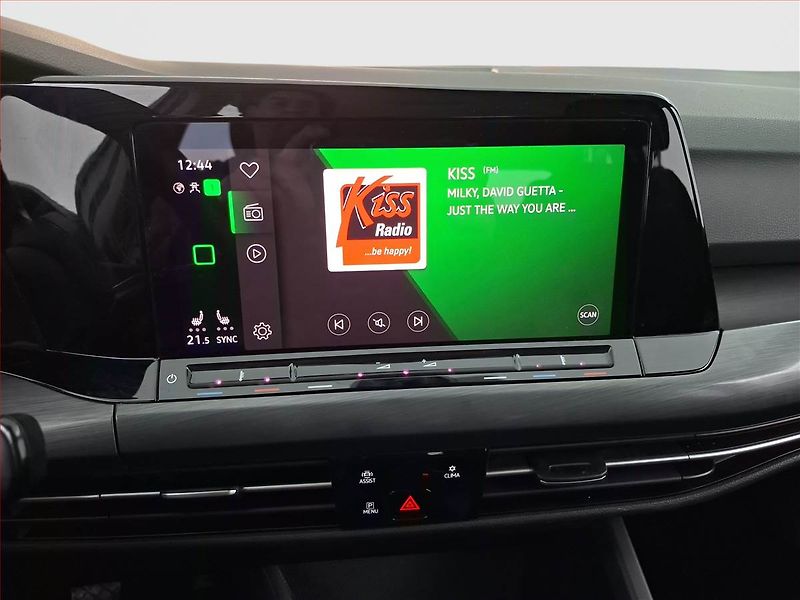 Volkswagen Golf (2022) Style 1.5 TSI, ČR,1.maj, Navi - fotka 12 z 18