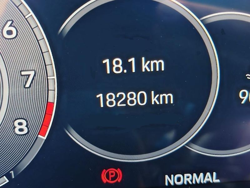 Porsche 911 911 Cabrio, BOSE,1. Majitel - fotka 39 z 45