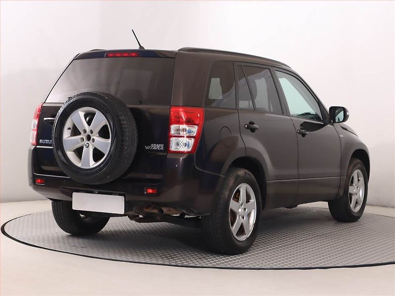 Suzuki Grand Vitara (2014) 1.9 DDiS, 4X4, Navi, Xenony - fotka 5 z 18