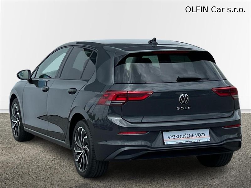 Volkswagen Golf 1,5 TSi 96kW LIFE  8 - fotka 9 z 23