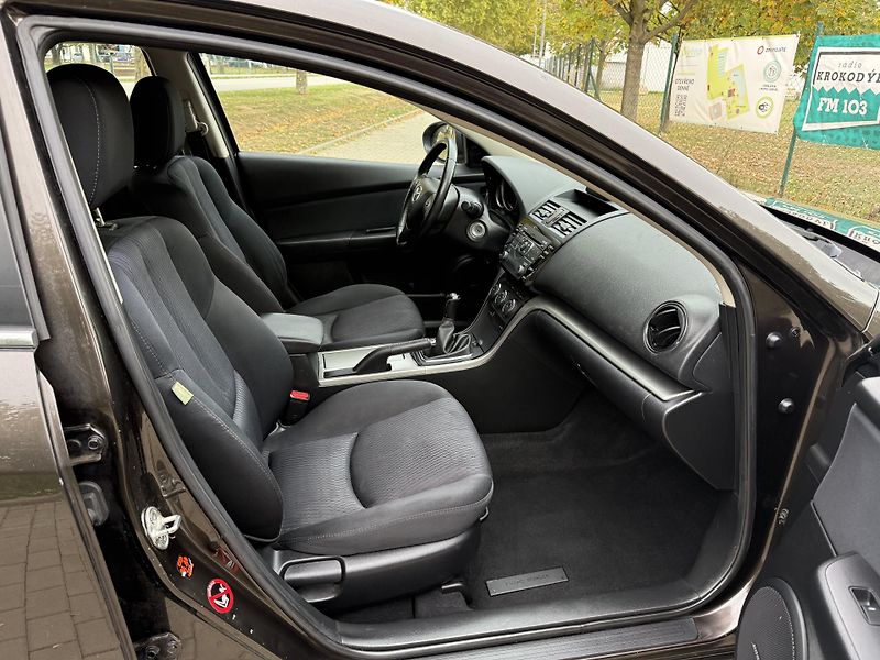Mazda 6 1.8 Active - fotka 22 z 33