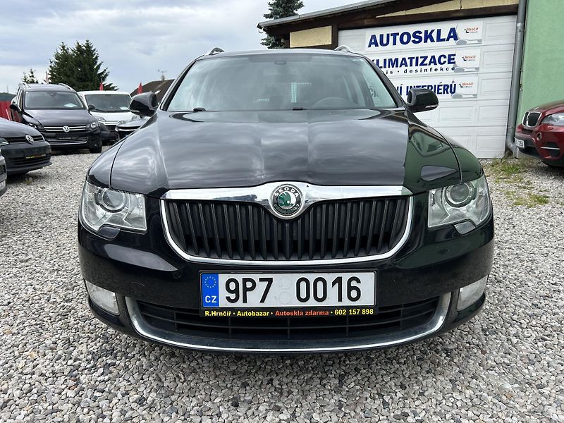 Škoda Superb (2012) 2.0 TDi 103 KW  - fotka 2 z 28