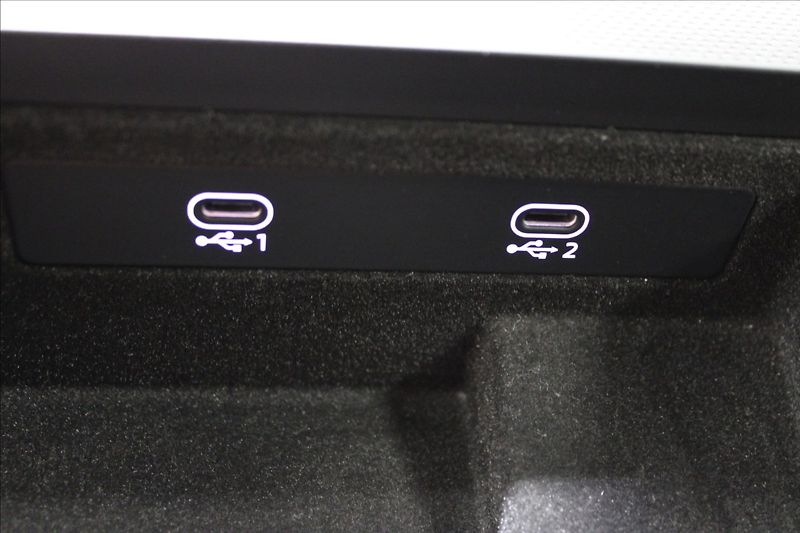 Audi Q7 3,0 TDI quattro  S line - fotka 31 z 37