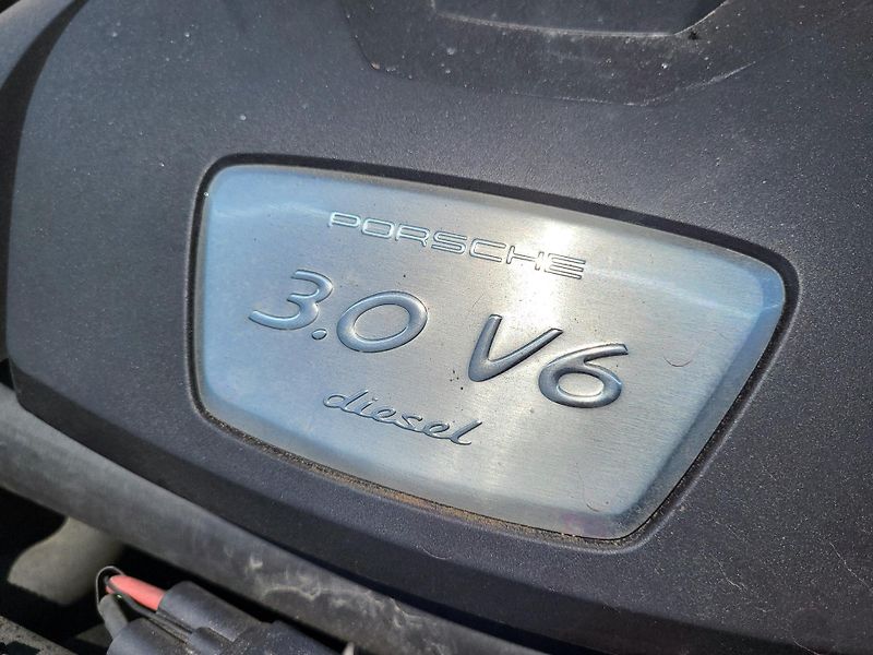 Porsche Panamera Diesel 3.0 V6 221kW - fotka 32 z 45