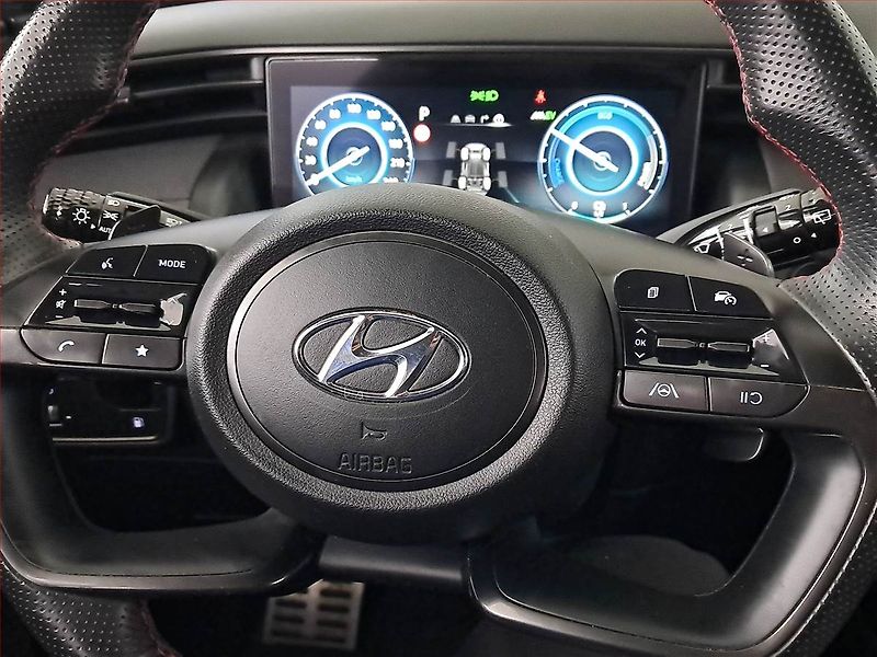 Hyundai Tucson (2022) N-Line 1.6 T-GDI PHEV - fotka 17 z 20