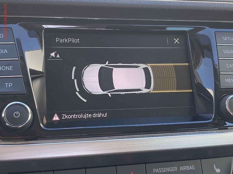 Škoda Fabia (2017) 1.4 TDi, Drive, +kola - fotka 17 z 19