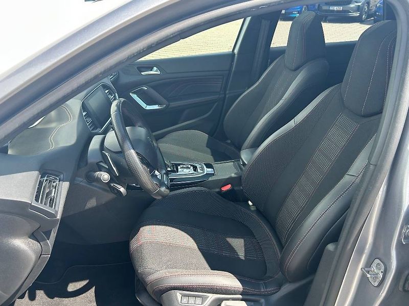 Peugeot 308 GT S&S EAT8 1.5 BlueHDi - fotka 6 z 23