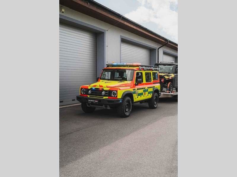 Foto: Dajbych 4x4/Ivo Trzaskalik Praha – Nový vůz pražských záchranářů – Ineos Grenadier v úpravě Ambulance.