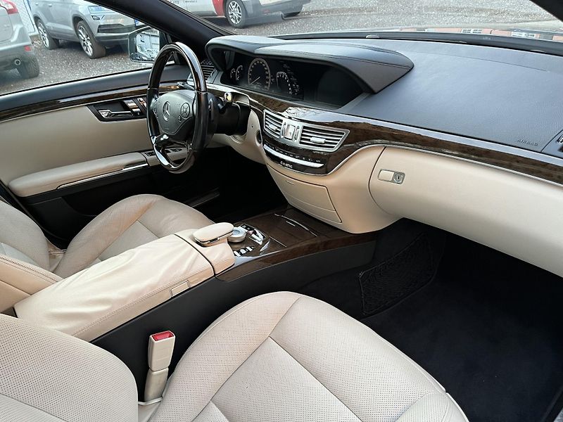 Mercedes-Benz Třídy S (2013) 500 4Matic - fotka 18 z 42