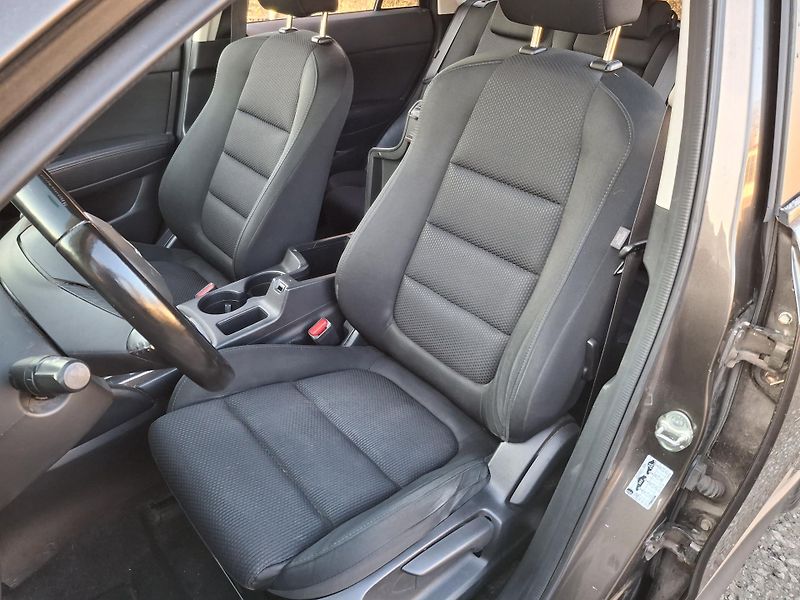 Mazda 2 1.5 benzin Rezervace - fotka 20 z 46