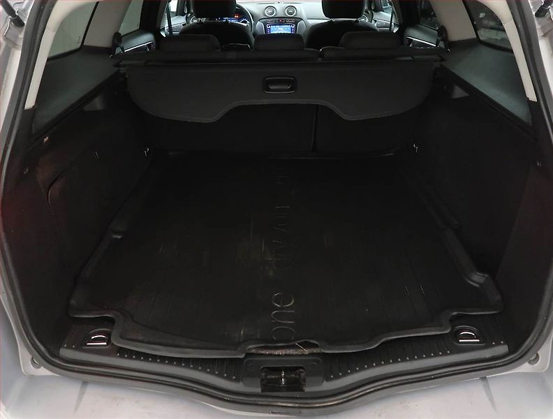 Ford Mondeo (2011) 2.0 TDCi, Tempomat - fotka 12 z 14