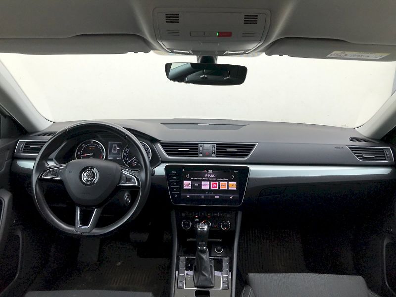 Škoda Superb (2018) GRT AMB TD 110/2.0 A7F - fotka 5 z 26