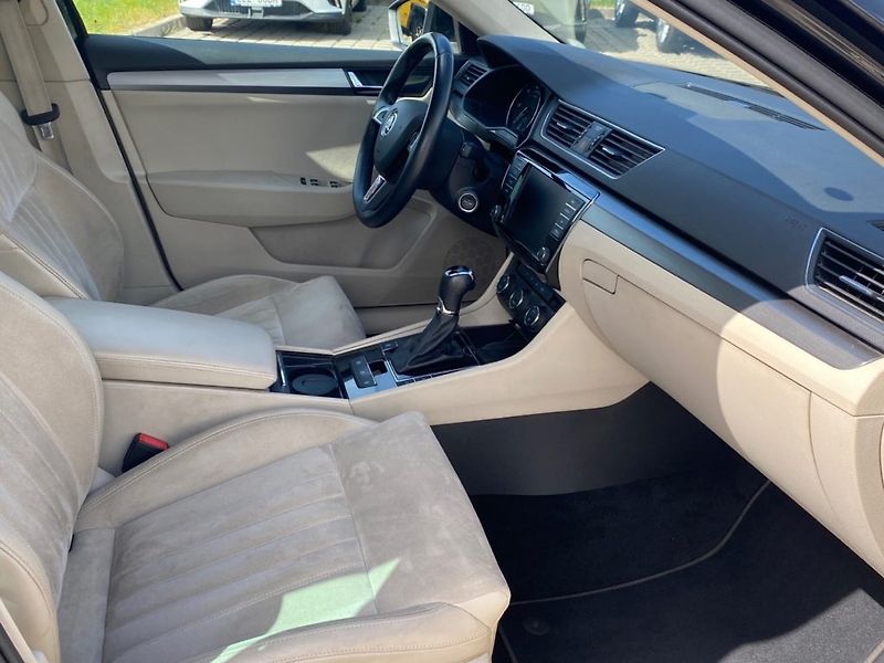 Škoda Superb (2016) 2,0 (110kW) NM Aut. - fotka 7 z 30