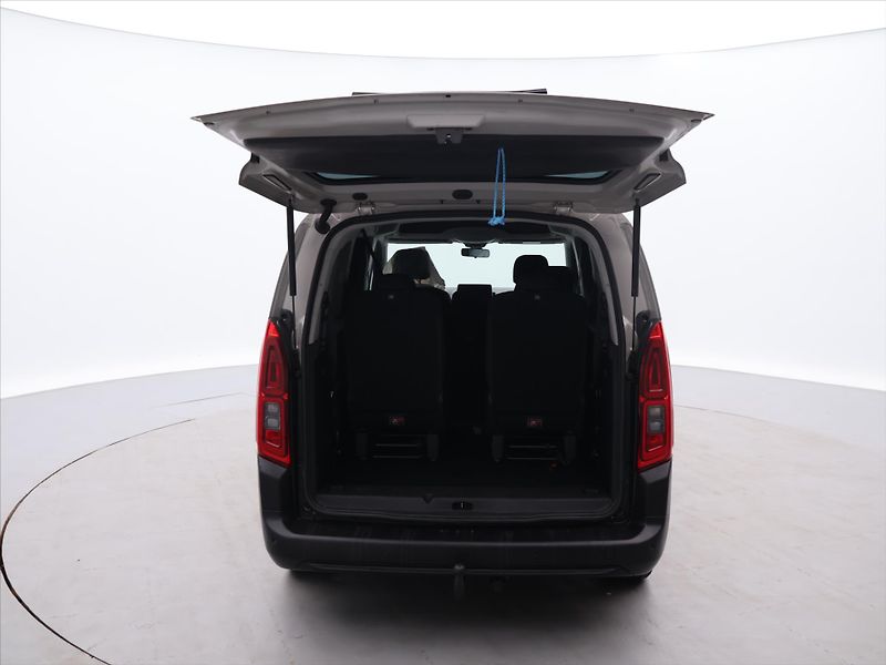 Citroën Berlingo 1,2 96kW Klima Feel XL CZ - fotka 9 z 28