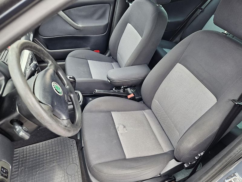Škoda Octavia (2004) 2L BENZIN, SPLÁTKY  - fotka 12 z 22