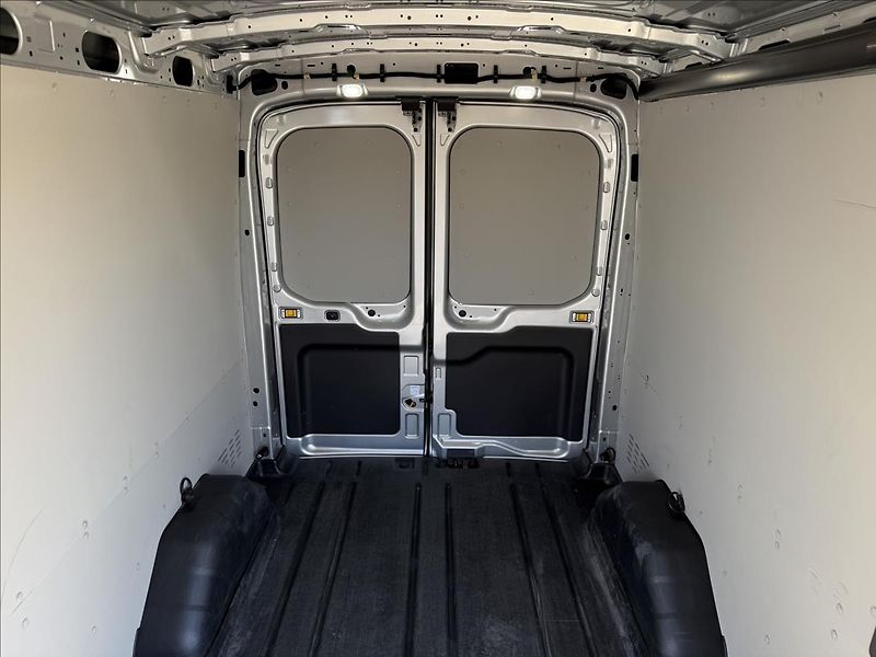 Ford Transit 2,0 EcoBlue 96kW L3H2 WEBASTO - fotka 16 z 28