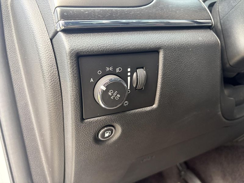 Jeep Grand Cherokee 3.0 V6 CRD 184KW - fotka 17 z 47