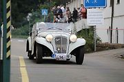 Na akci Jízda do vrchu a výstava historických vozidel se představilo na tři sta automobilů a motocyklů.