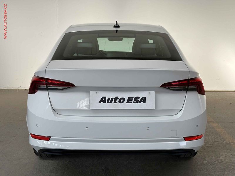 Škoda Octavia (2021) 2.0 TDi, ČR, Style - fotka 5 z 19