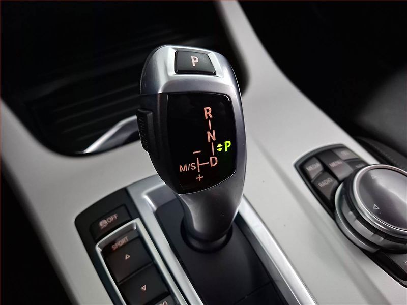 BMW X4 (2014) xDrive20d, 4X4, Automat, Kůže - fotka 15 z 25