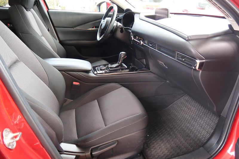 Mazda CX-30 (2021) 2,0 X186 AT AWD GT Plus, Bose - fotka 20 z 33