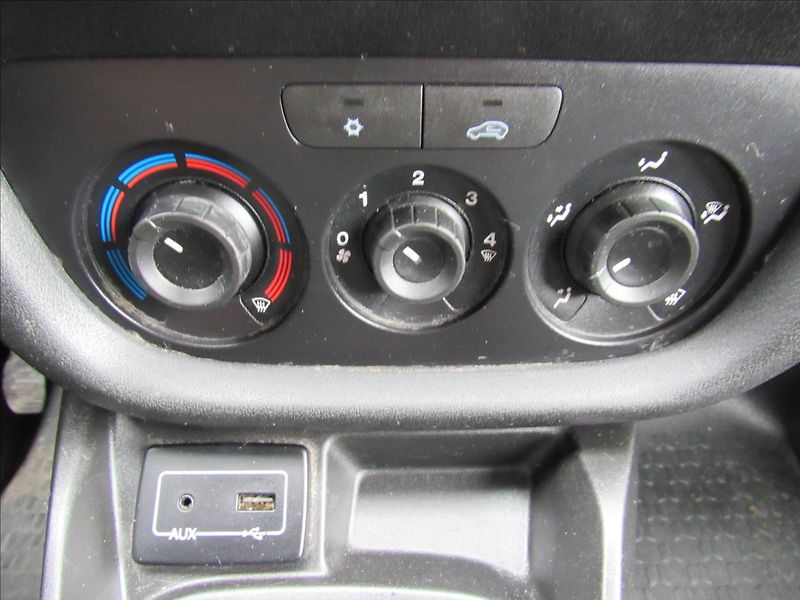 Fiat Dobló 1,6 JTD 74 kW - fotka 15 z 29
