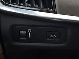 Volvo V90 (2019) CROSS COUNTRY D4 4x4 2.0 140kW - náhled 15