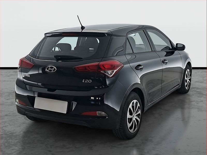 Hyundai i20 (2016) 1.2, ČR,1.maj - fotka 5 z 15