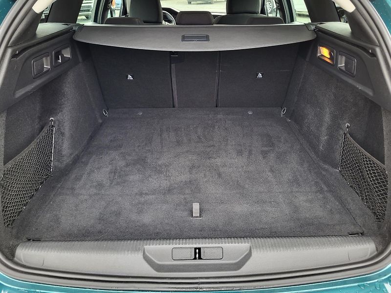 Peugeot 308 SW ACTIVE PACK 1.5 BlueHDi 130 - fotka 41 z 46
