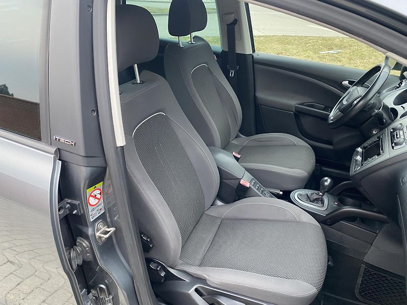 Seat Altea 1.6TDi, AUTOMAT,STYLE, VÝB.ST. - fotka 34 z 46