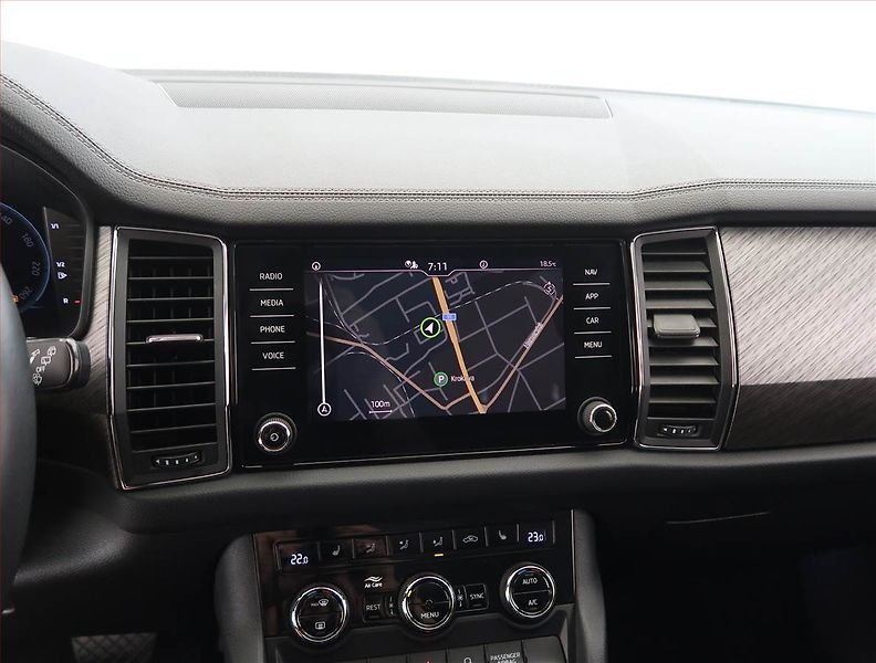 Škoda Kodiaq (2023) Style 2.0 TDI, digi klima - fotka 16 z 27