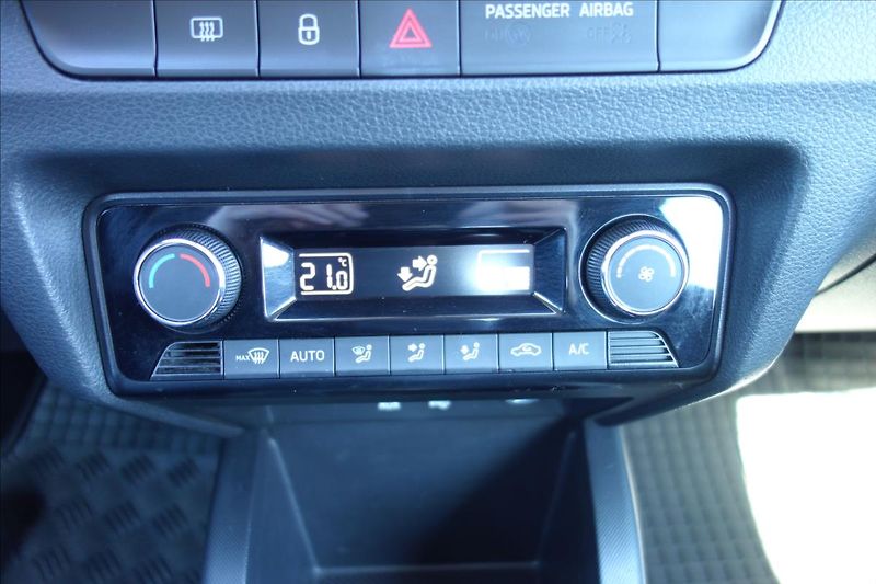 Škoda Fabia 1,2 TSi 81KW, ČR, DSG, STYLE. - fotka 25 z 33